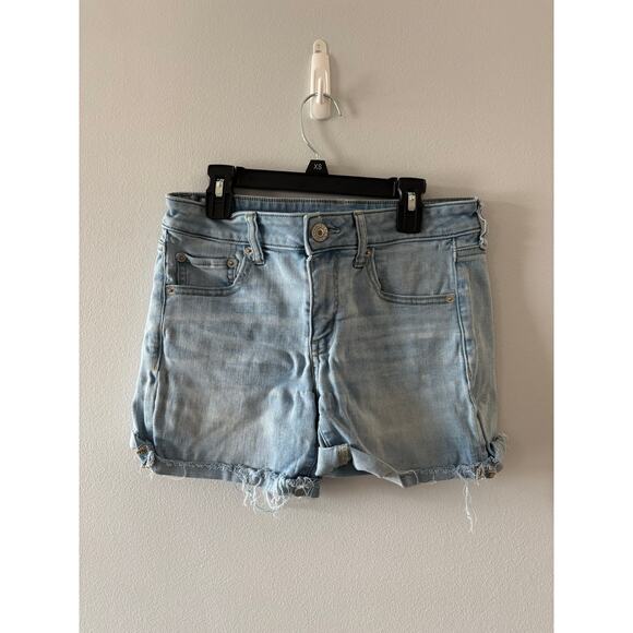 American Eagle Outfitters Pants - American Eagle Womens Midi Shorts Size 6 Light Wash Next Level Stretch Denim